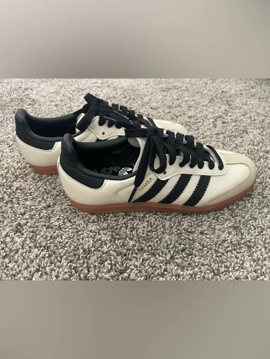 LIKE NEW Women’s Samba OG Shoes (Cream White/Black/Sand) Size 5 - Picture 3 of 8